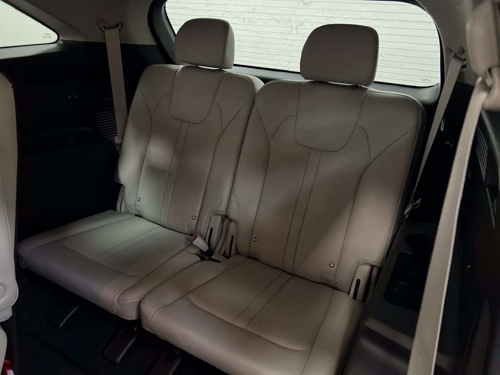 Used 2025 Kia Sorento EX FWD image 27