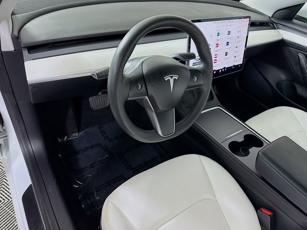 Used 2021 Tesla Model 3 Standard Range Plus image 19