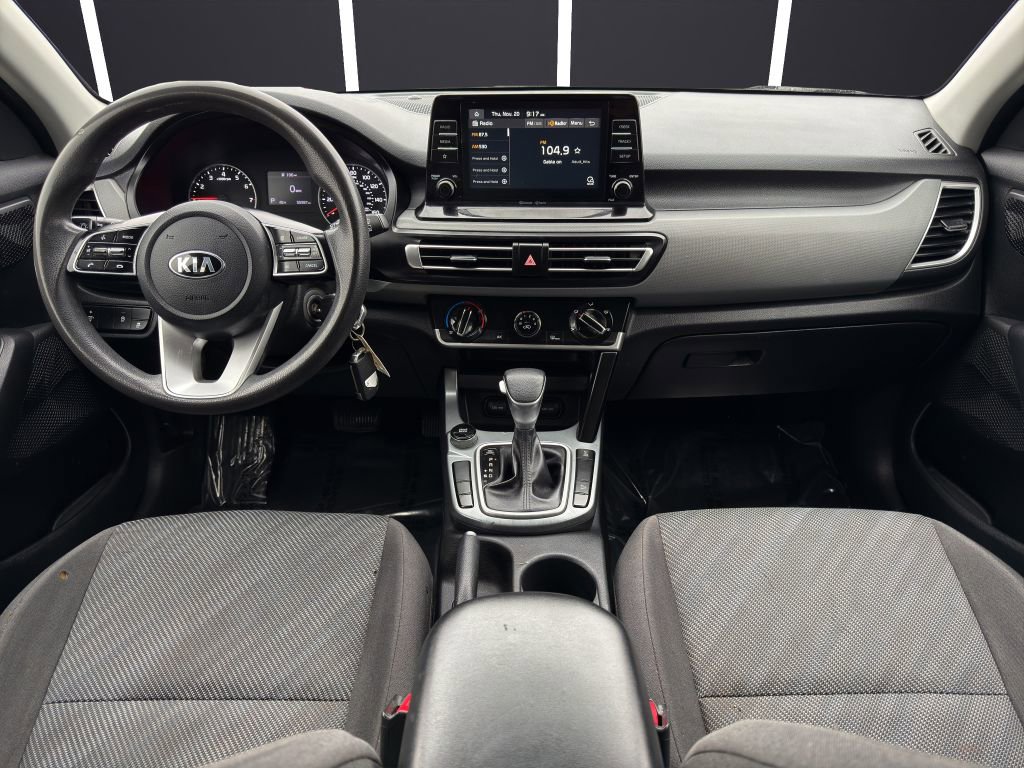 Used 2021 Kia Seltos LX image 13