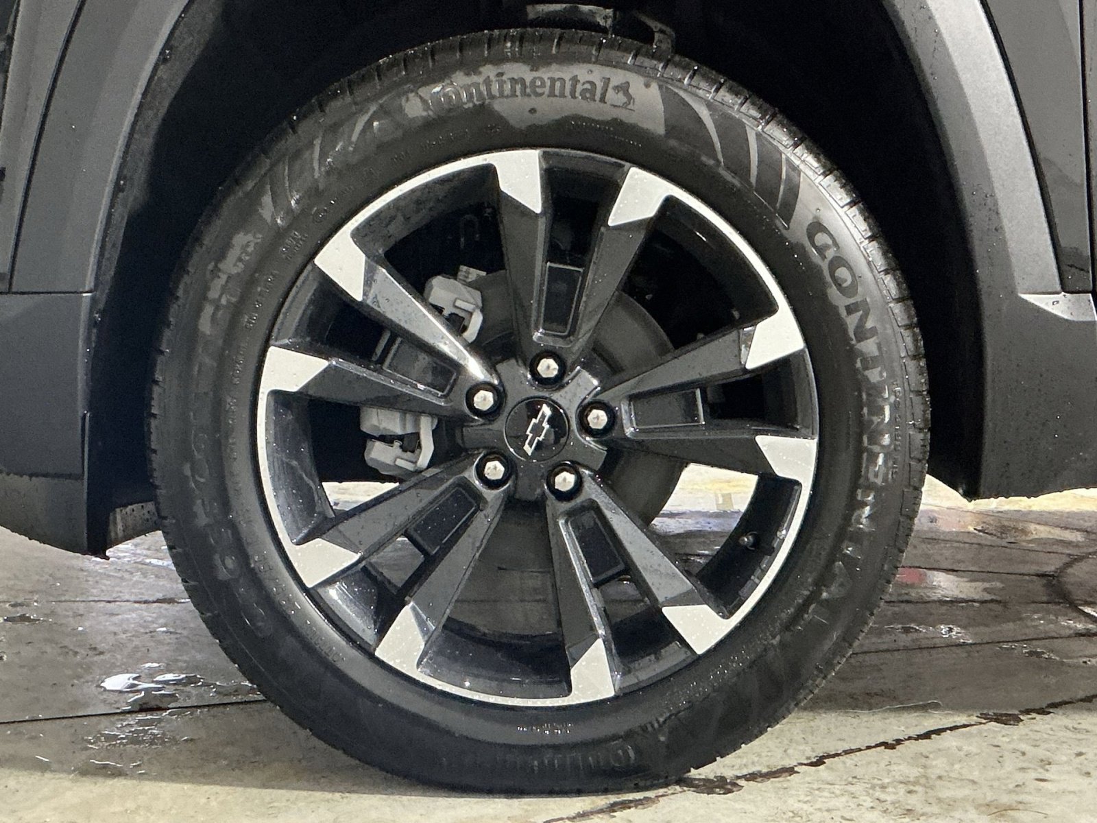 New 2026 Chevrolet Equinox RS w/ Safety and Technology Package FWD image 20