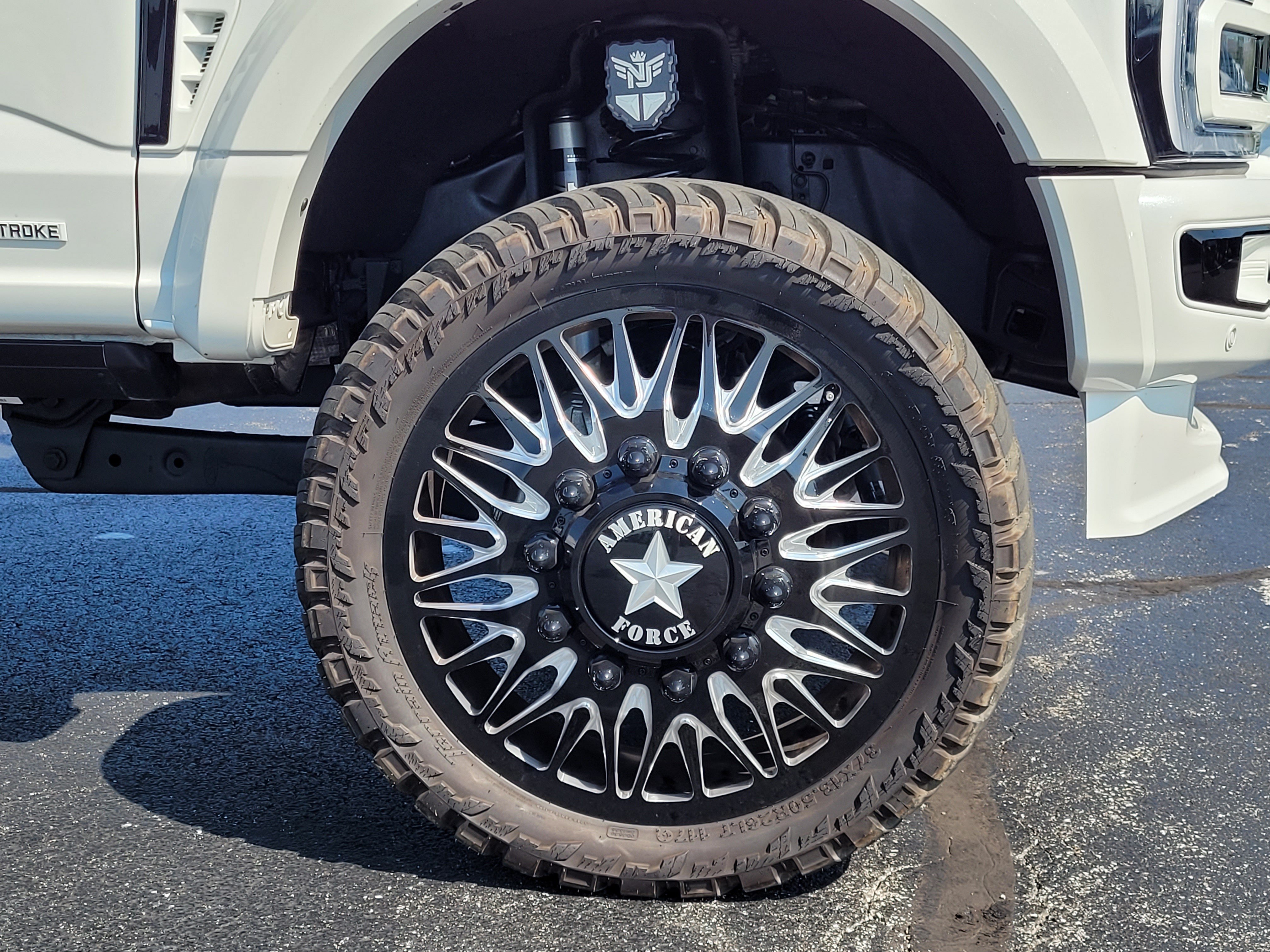 Used 2024 Ford F450 Limited w/ FX4 Off-Road Package AWD/4WD image 10