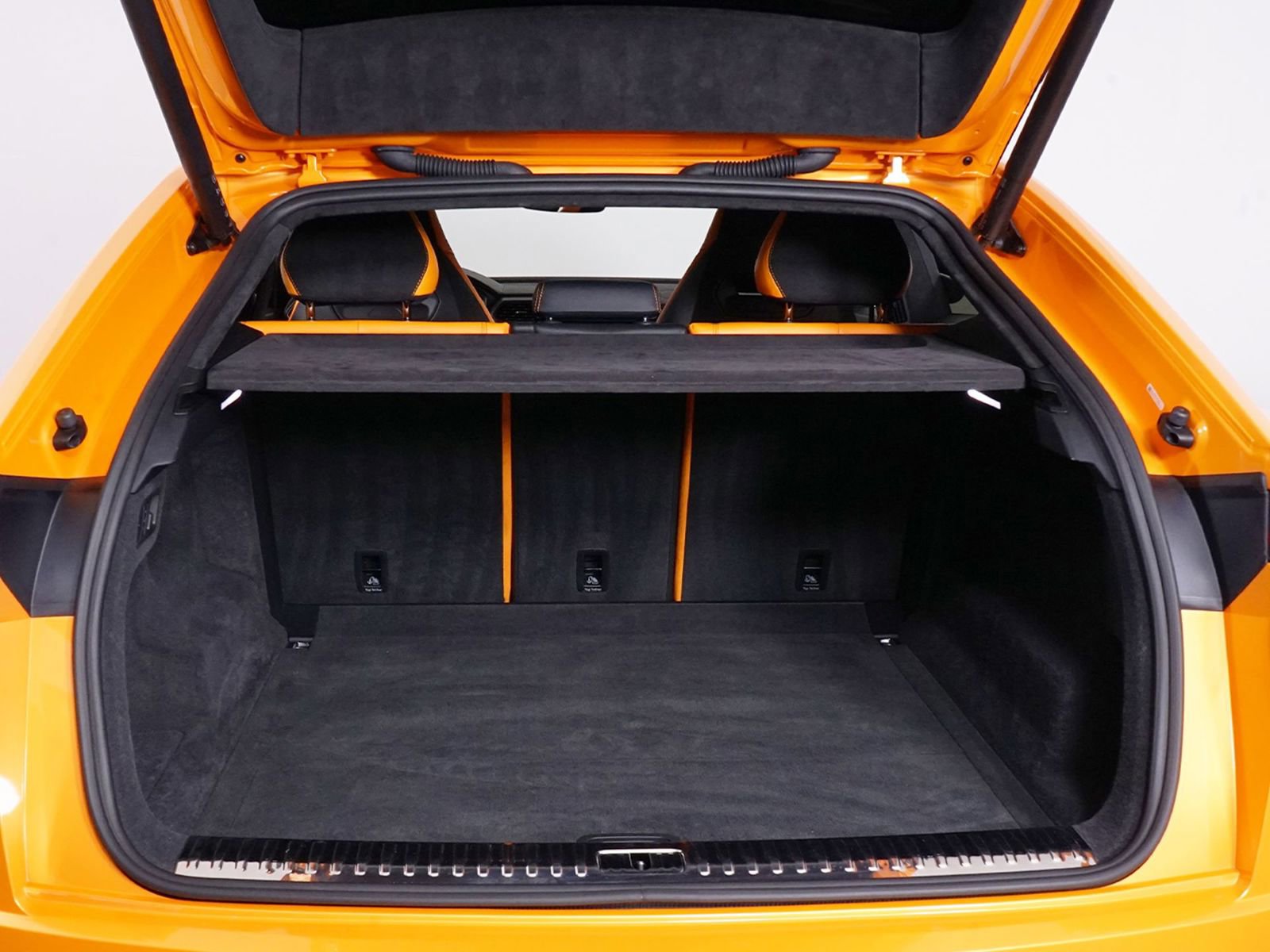 Used 2022 Lamborghini Urus image 19