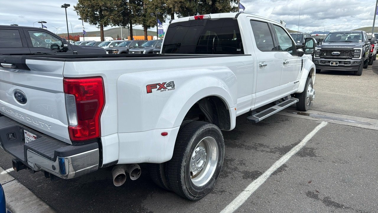 Used 2019 Ford F450 XLT w/ XLT Premium Package image 2