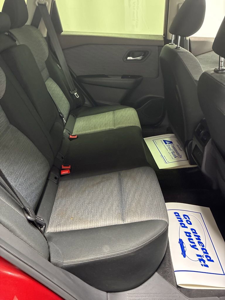 Used 2023 Nissan Rogue SV image 22