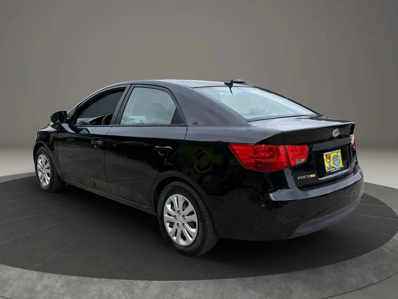 Used 2013 Kia Forte EX w/ Fuel Economy Pkg FWD image 5