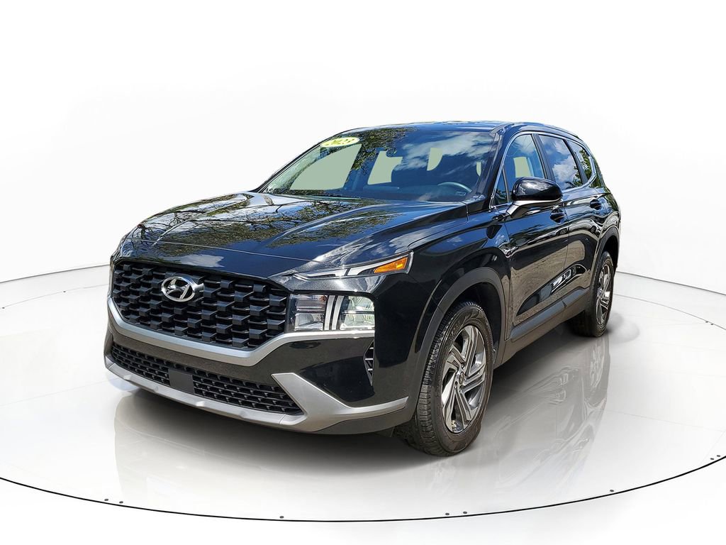 Used 2023 Hyundai Santa Fe SE w/ Cargo Package FWD image 3