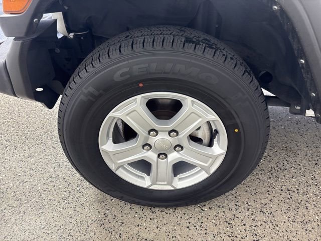 Used 2022 Jeep Wrangler Unlimited Sport image 4