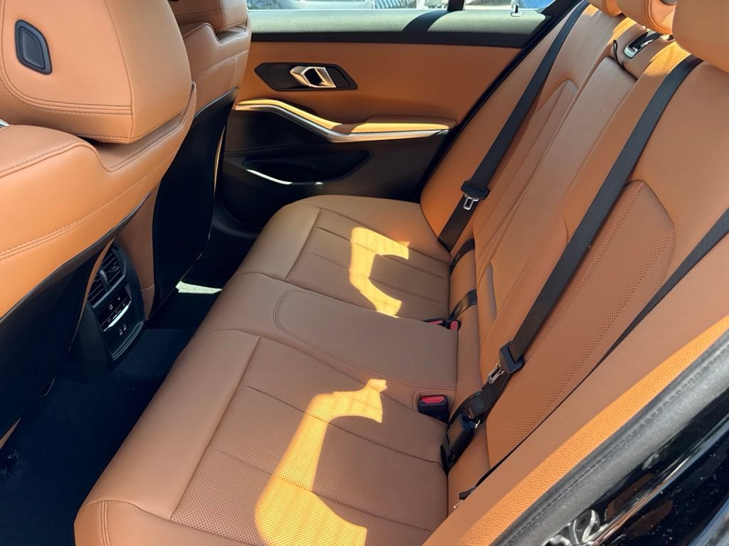 New 2026 BMW 330i Sedan w/ Convenience Package RWD image 27