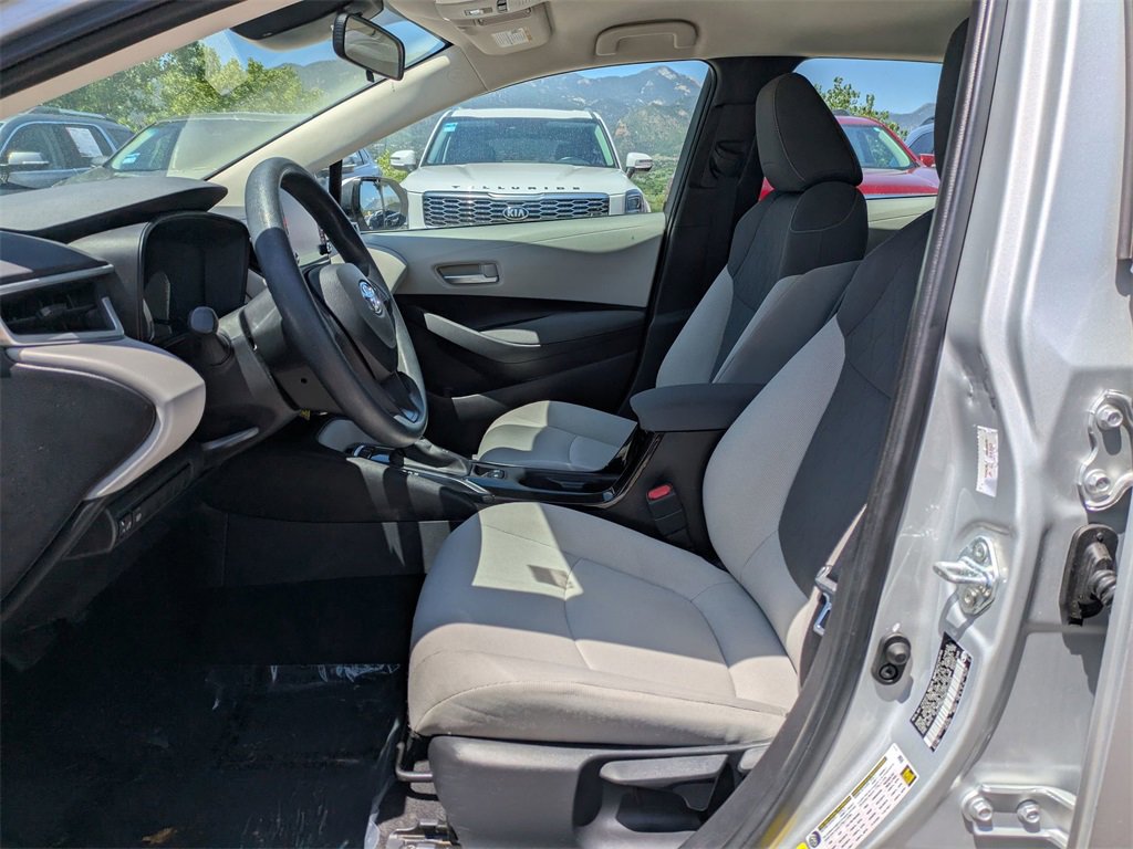 Used 2021 Toyota Corolla LE image 13