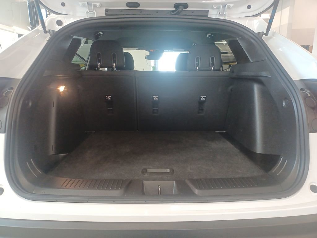 Used 2024 Chevrolet Trax RS image 20