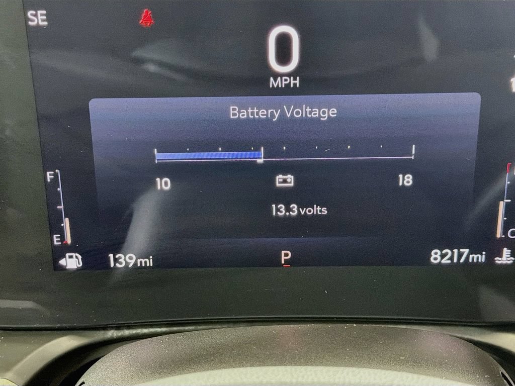 Used 2025 Buick Encore GX Avenir w/ Avenir Technology Package FWD image 14
