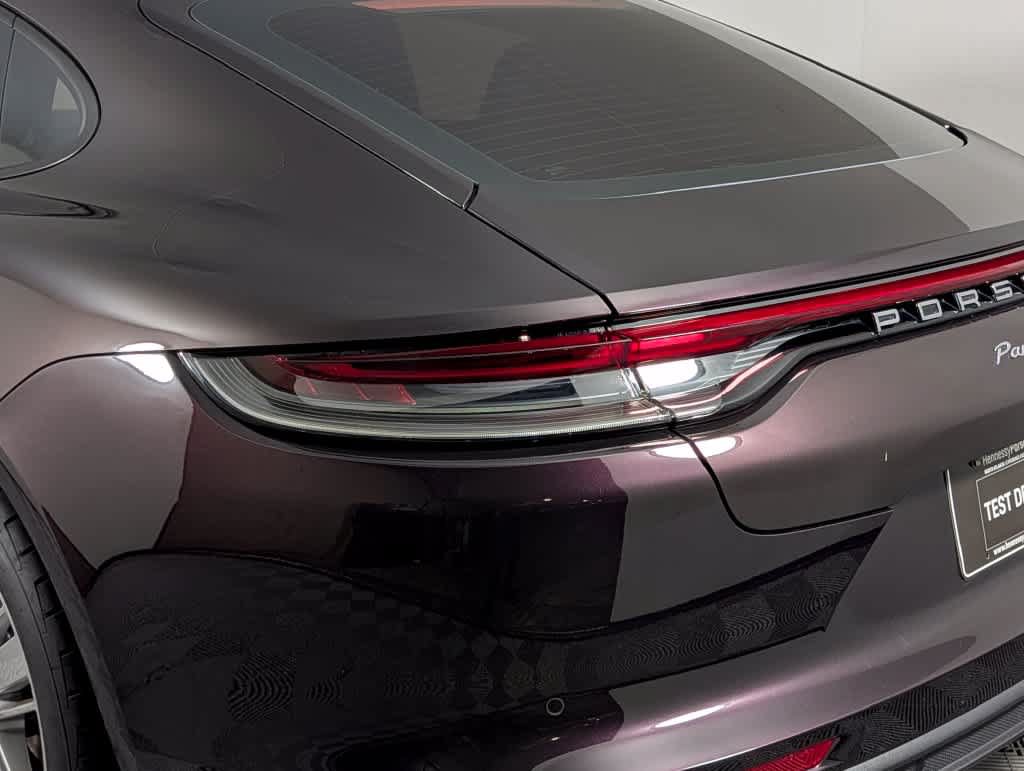 Used 2021 Porsche Panamera RWD image 16