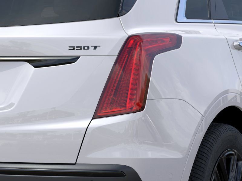 New 2026 Cadillac XT5 Premium Luxury w/ LPO, ONYX Package image 11