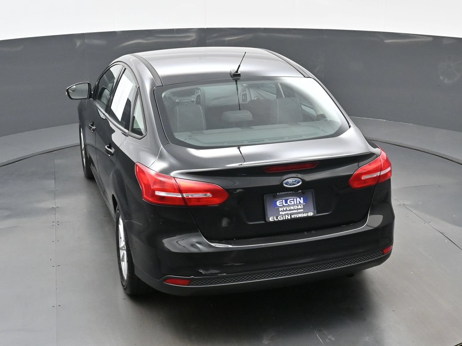Used 2015 Ford Focus SE FWD image 34