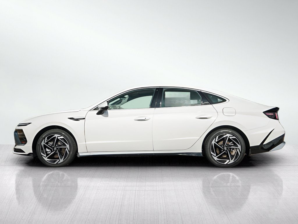 New 2026 Hyundai Sonata SEL FWD image 4