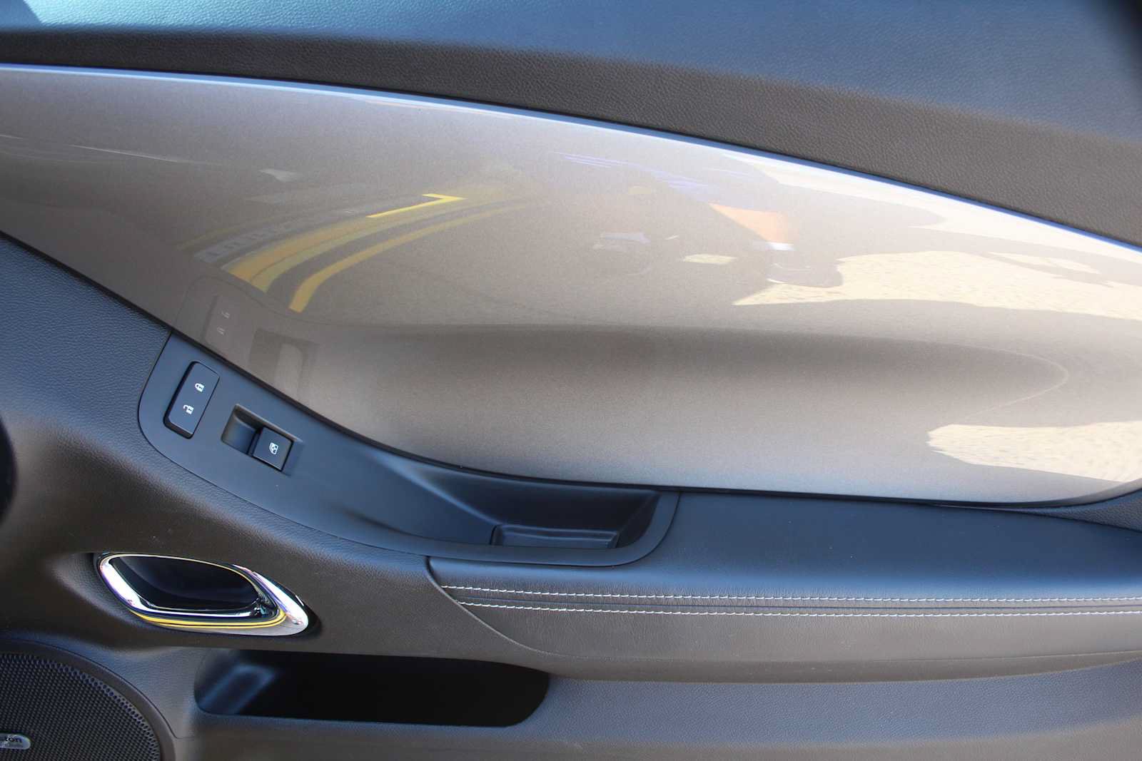 Used 2015 Chevrolet Camaro SS RWD image 18