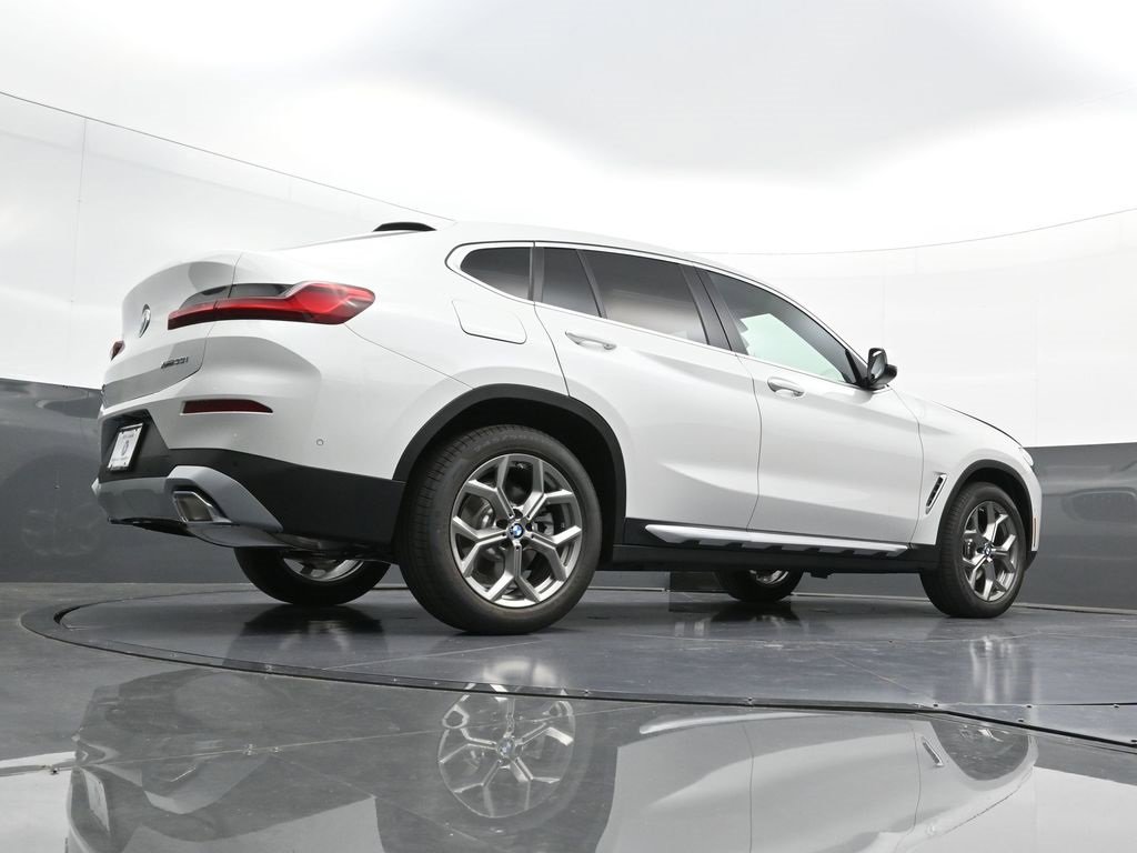 New 2025 BMW X4 xDrive30i w/ Premium Package image 33