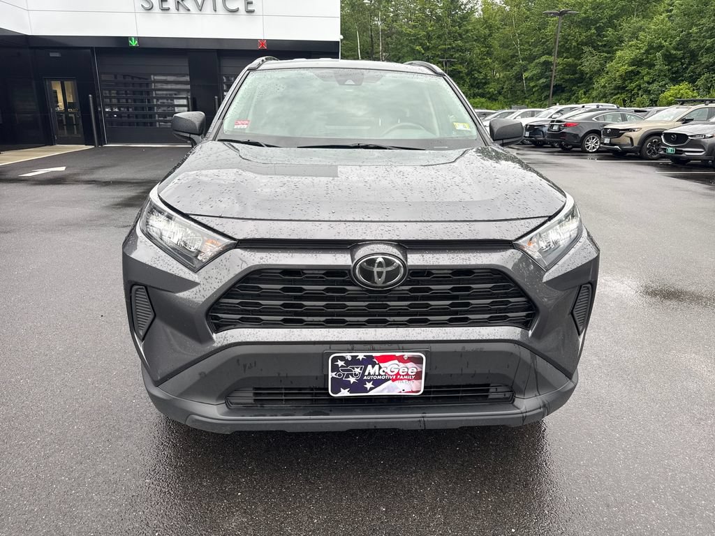 Used 2021 Toyota RAV4 LE AWD/4WD image 8