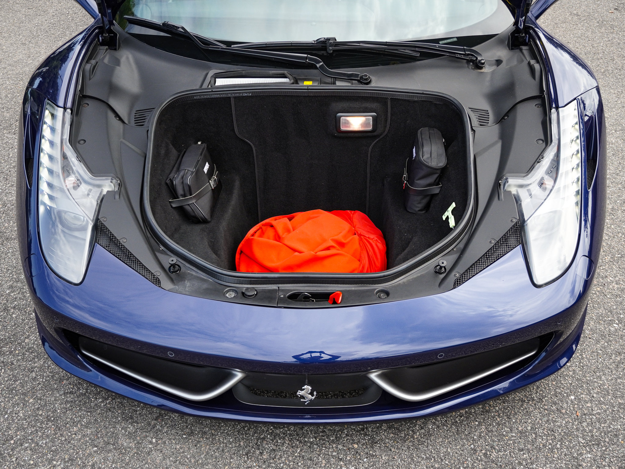 Used 2013 Ferrari 458 Italia Coupe RWD image 37