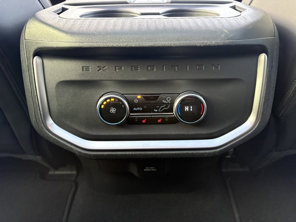 Certified 2025 Ford Expedition Max Platinum image 21