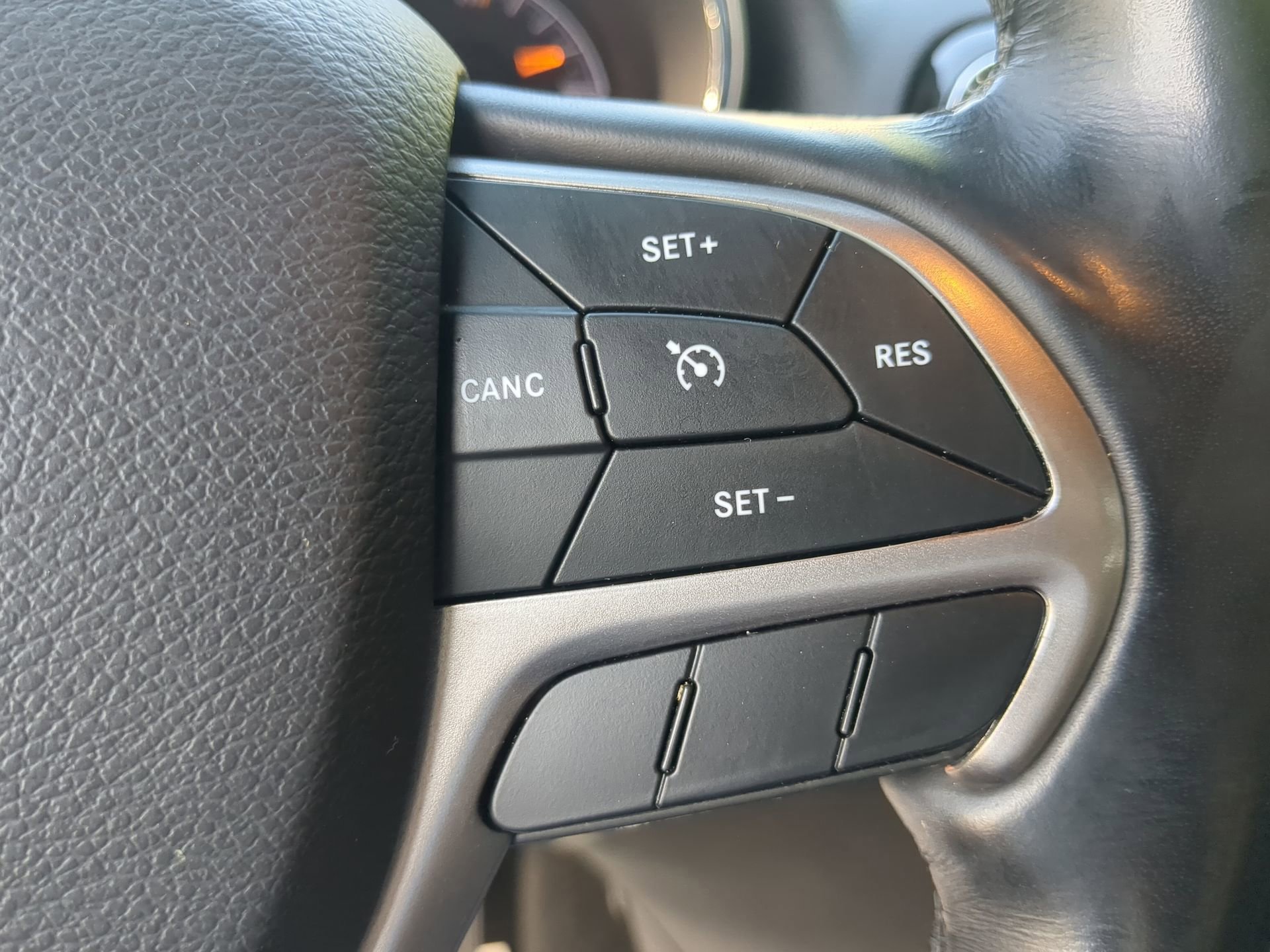 Used 2021 Jeep Grand Cherokee Laredo X image 65