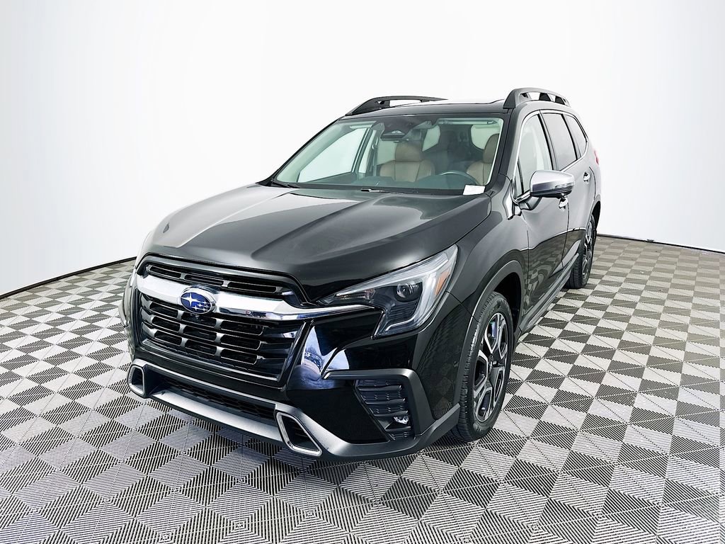 Used 2023 Subaru Ascent Touring AWD/4WD image 5