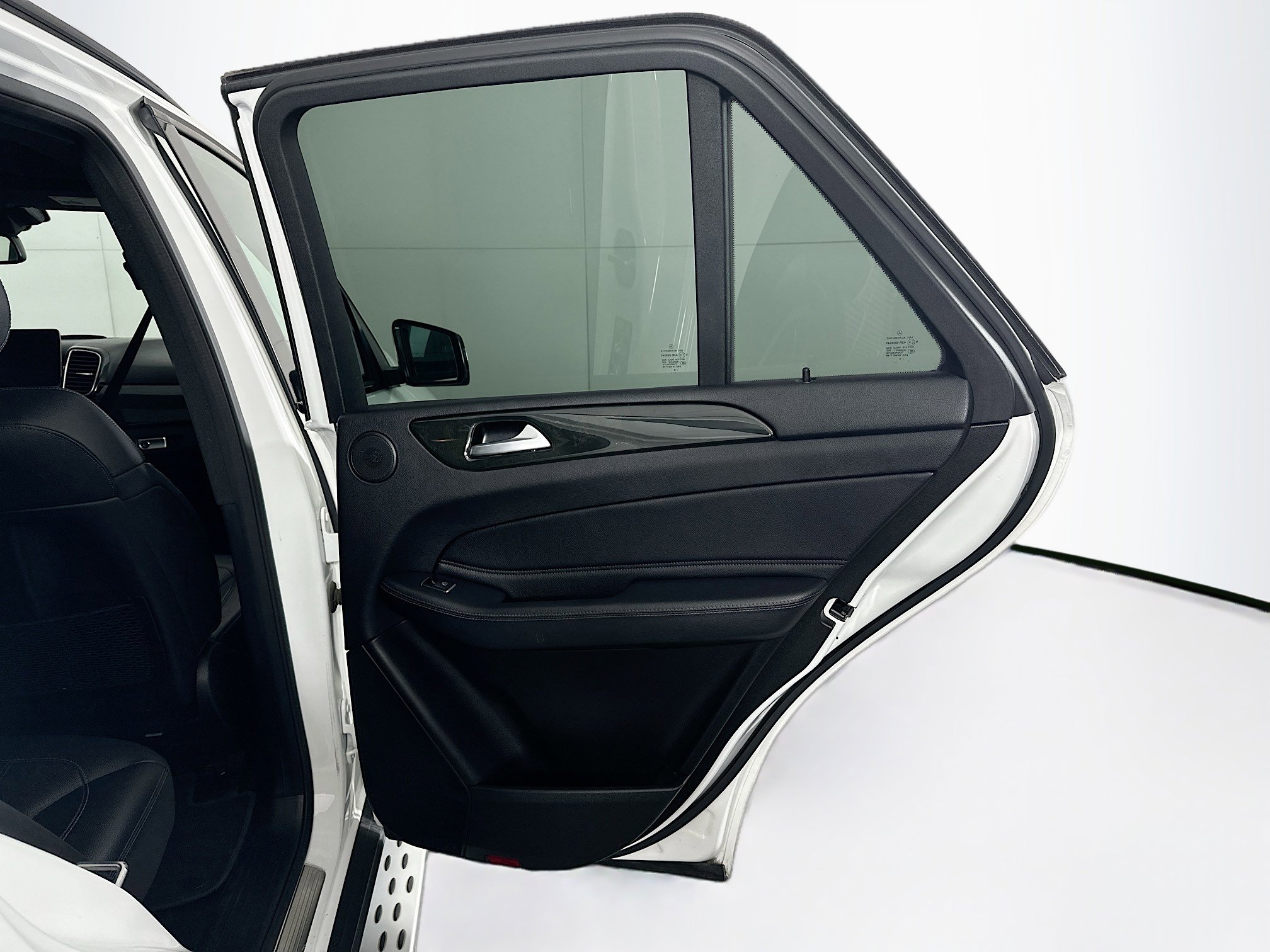 Used 2018 Mercedes-Benz GLE 350 image 32