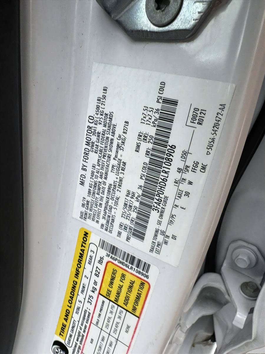 Used 2020 Ford Fusion SE FWD image 20