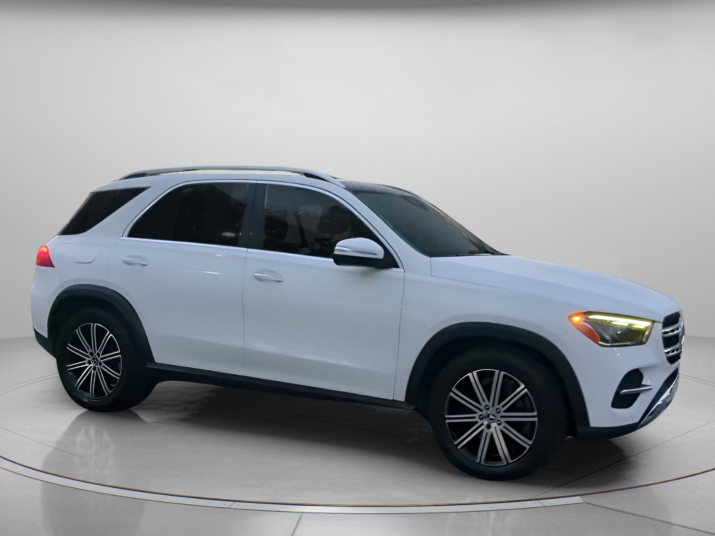 Used 2024 Mercedes-Benz GLE 350 4MATIC image 35