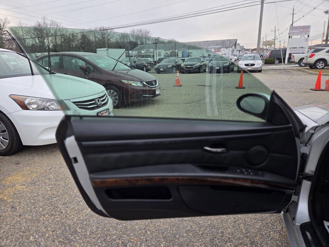 Used 2008 BMW 328i Convertible image 9