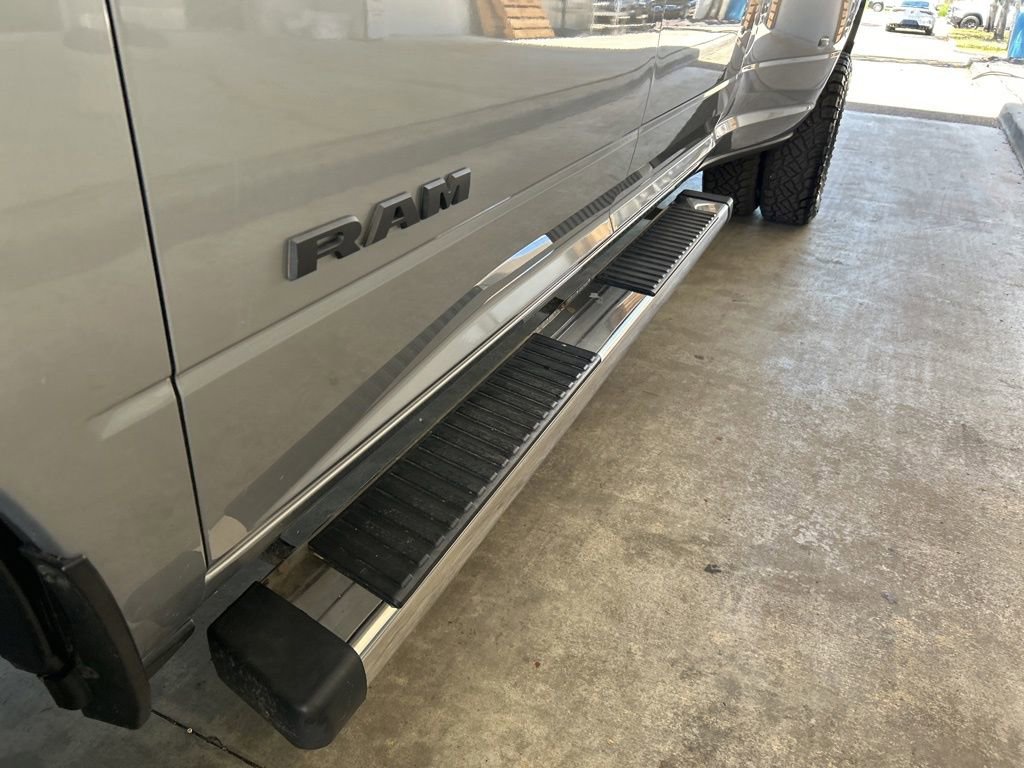Used 2024 RAM 3500 Laramie w/ Night Edition AWD/4WD image 16