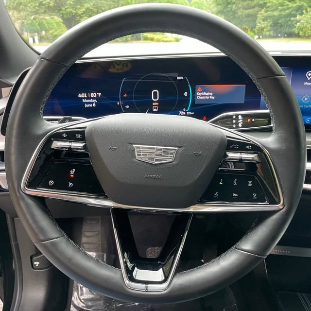 Used 2024 Cadillac Lyriq Luxury AWD/4WD image 21