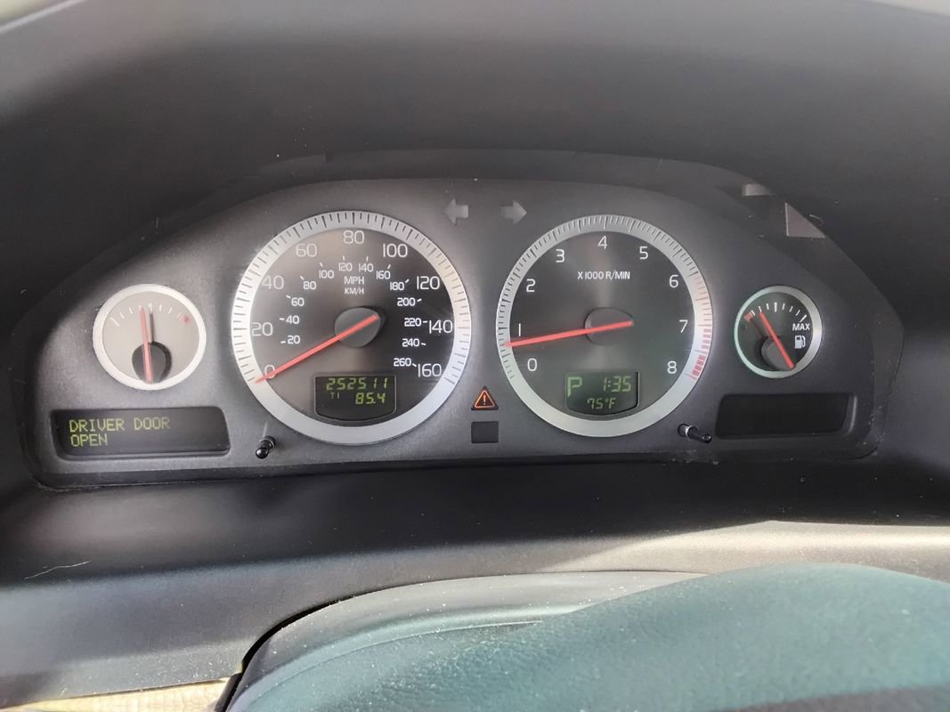 Used 2007 Volvo XC70 image 14