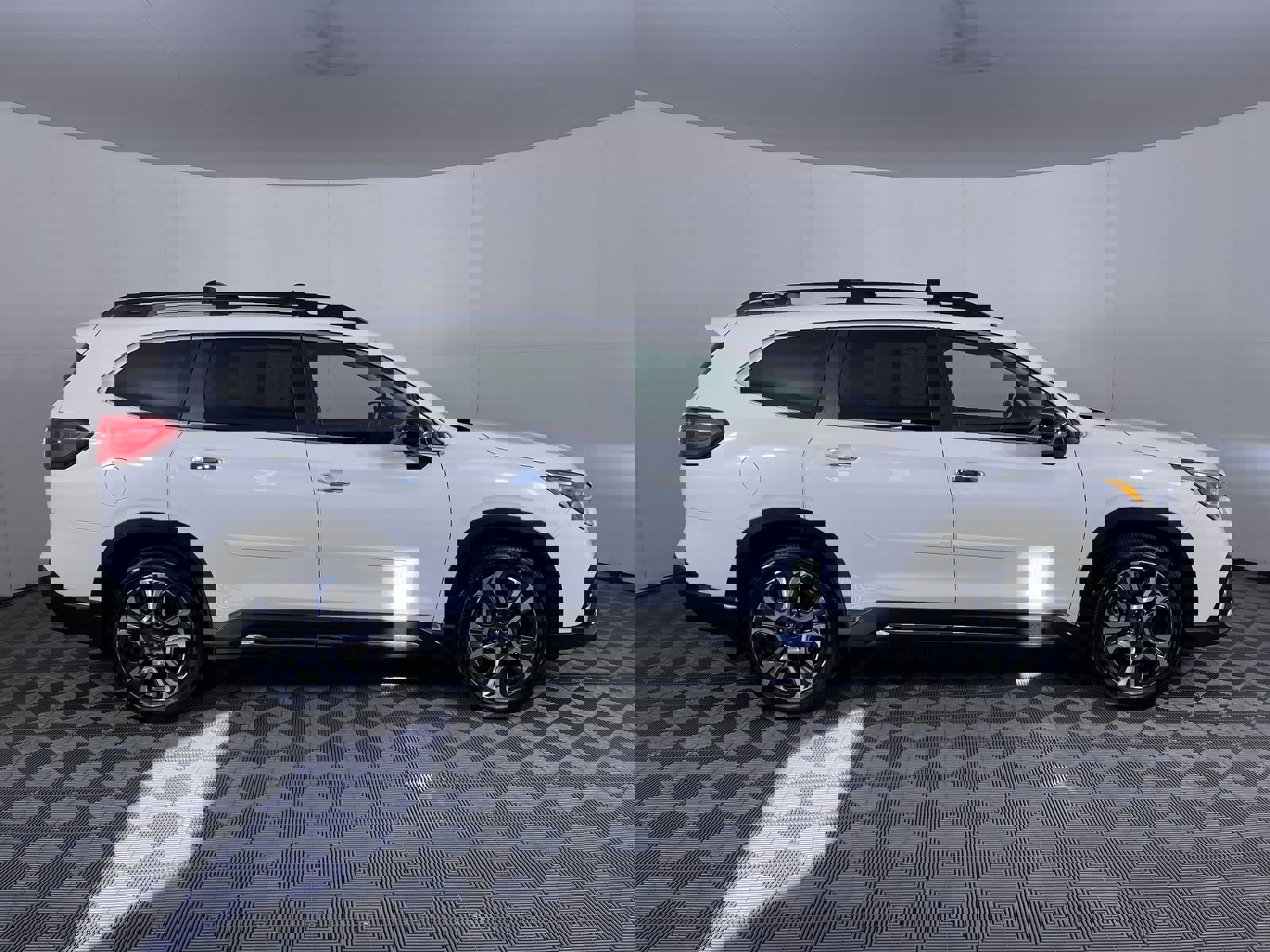 Certified 2025 Subaru Ascent Touring image 10