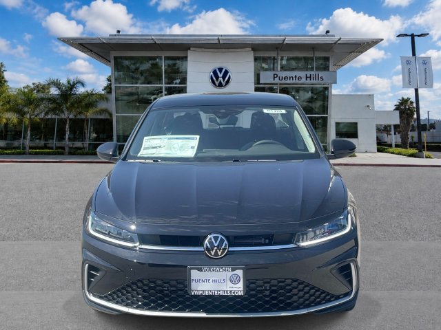 New 2026 Volkswagen Jetta SE FWD image 2