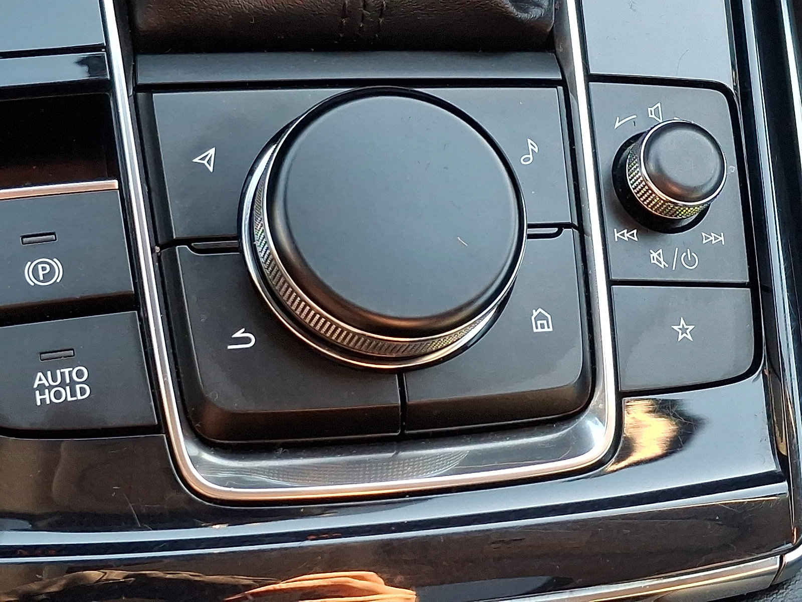 Used 2025 MAZDA CX-30 AWD 2.5 S w/ Preferred Package image 25