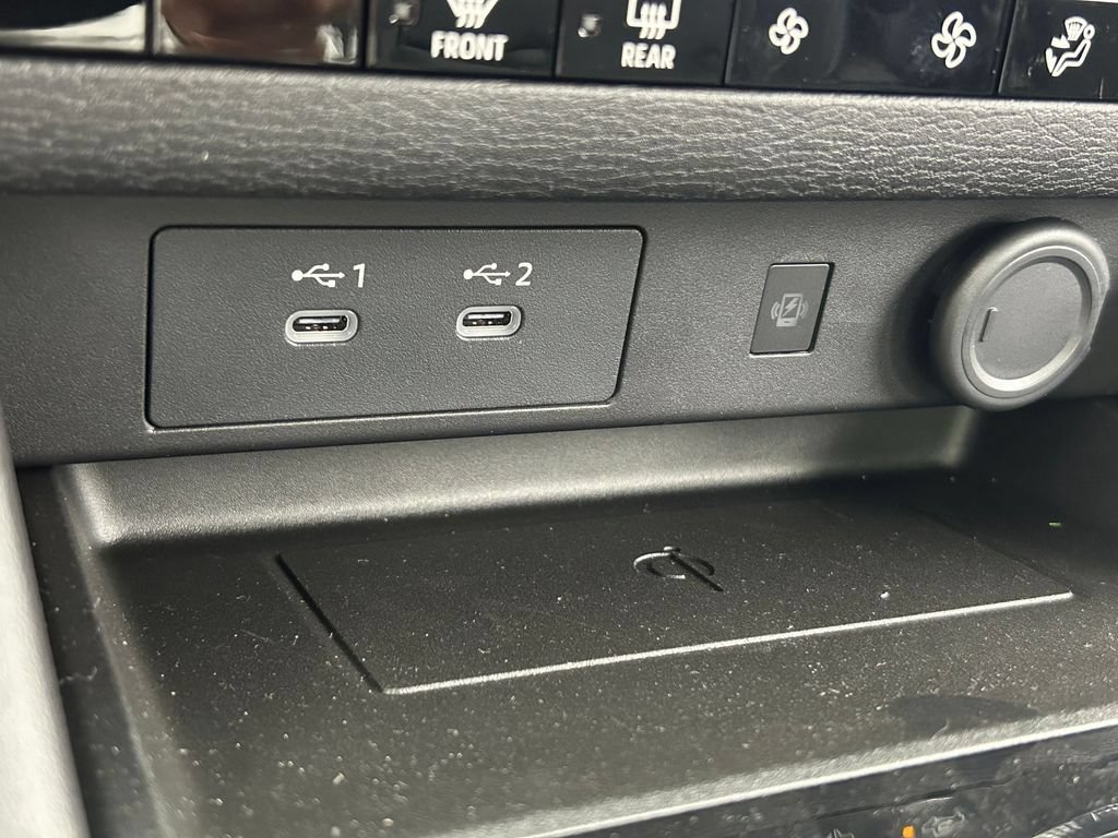 New 2026 Mitsubishi Outlander AWD image 22