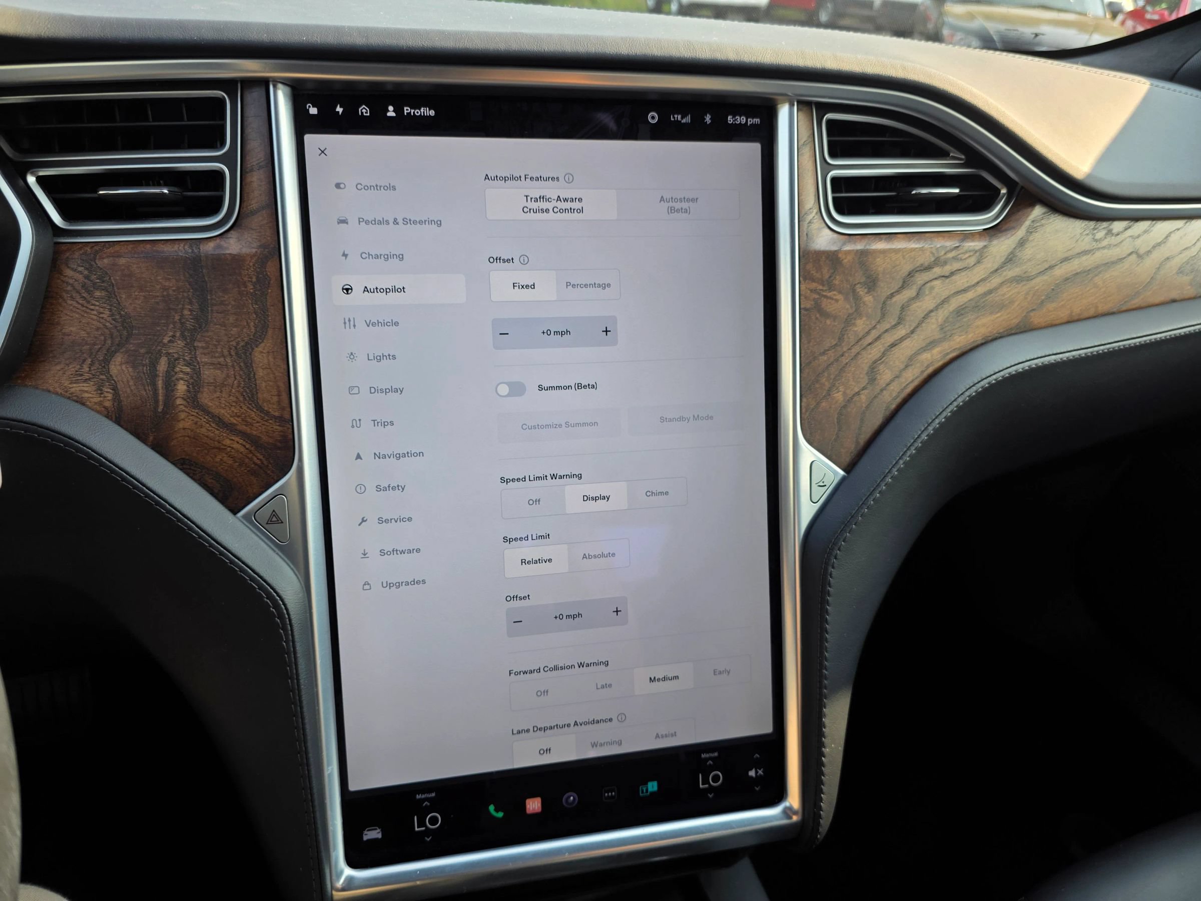 Used 2017 Tesla Model S 60 RWD image 49