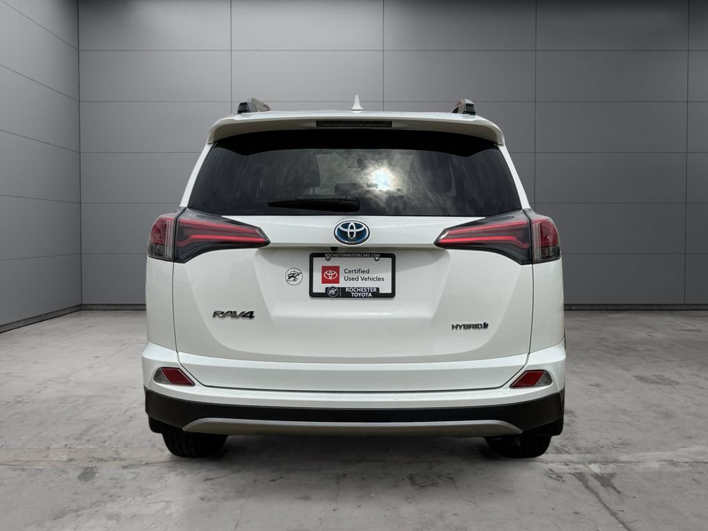 Certified 2018 Toyota RAV4 LE w/ Protection Package AWD/4WD image 4