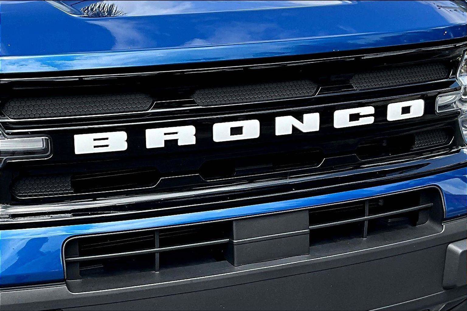 Used 2024 Ford Bronco Sport Outer Banks image 35