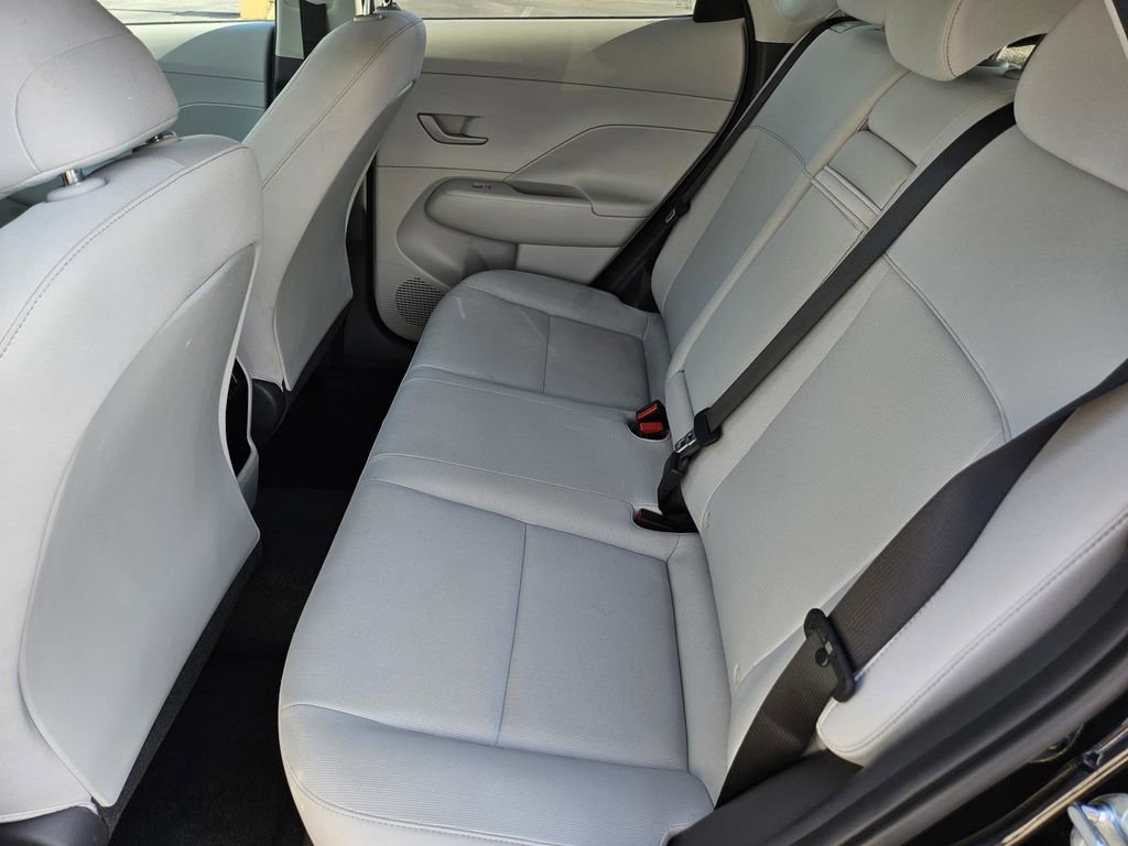 Used 2025 Hyundai Kona SEL image 26