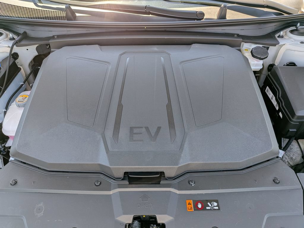 Certified 2025 Hyundai Ioniq 5 SEL RWD image 33