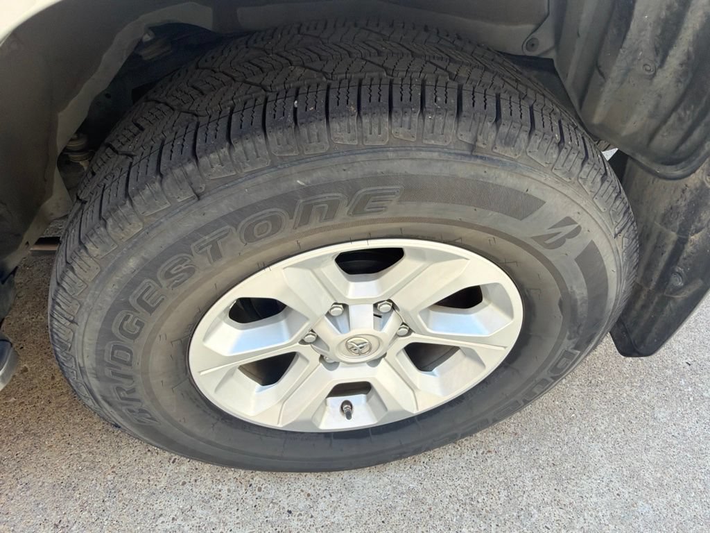 Used 2019 Toyota 4Runner SR5 Premium RWD image 21