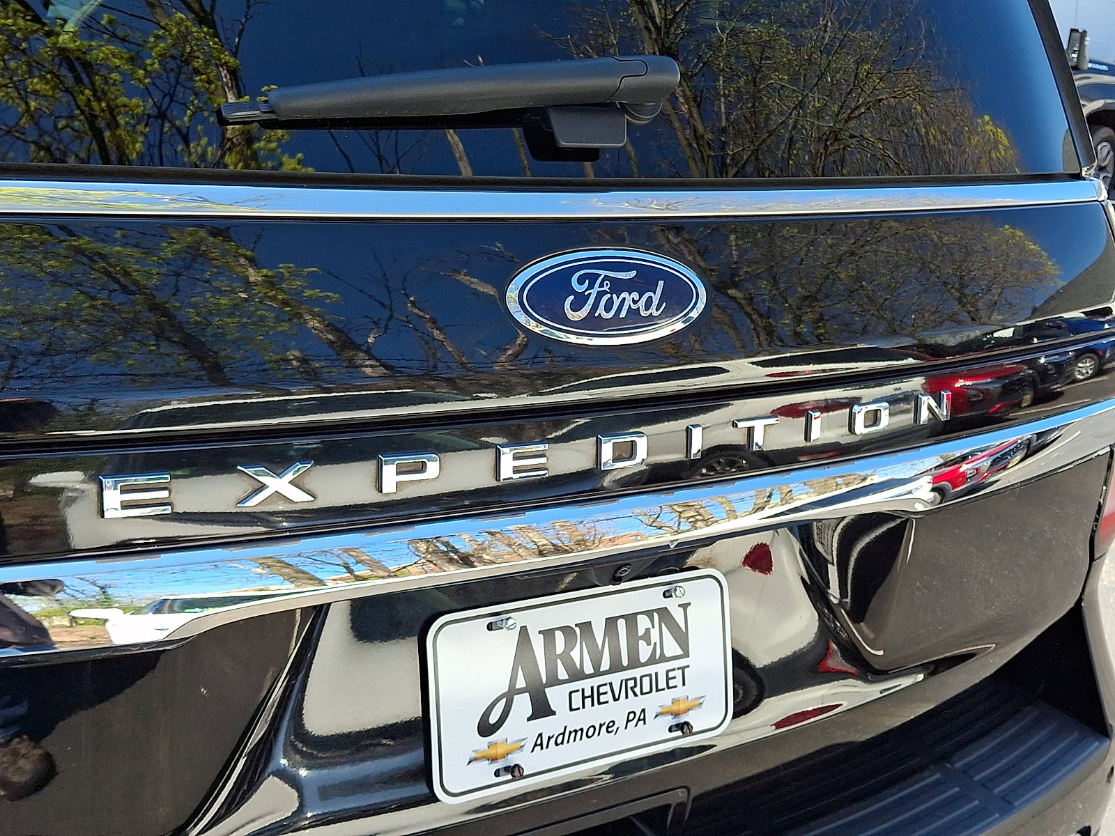 Used 2024 Ford Expedition Limited image 33