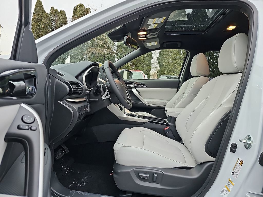 New 2026 Mitsubishi Eclipse Cross SEL AWD/4WD image 9