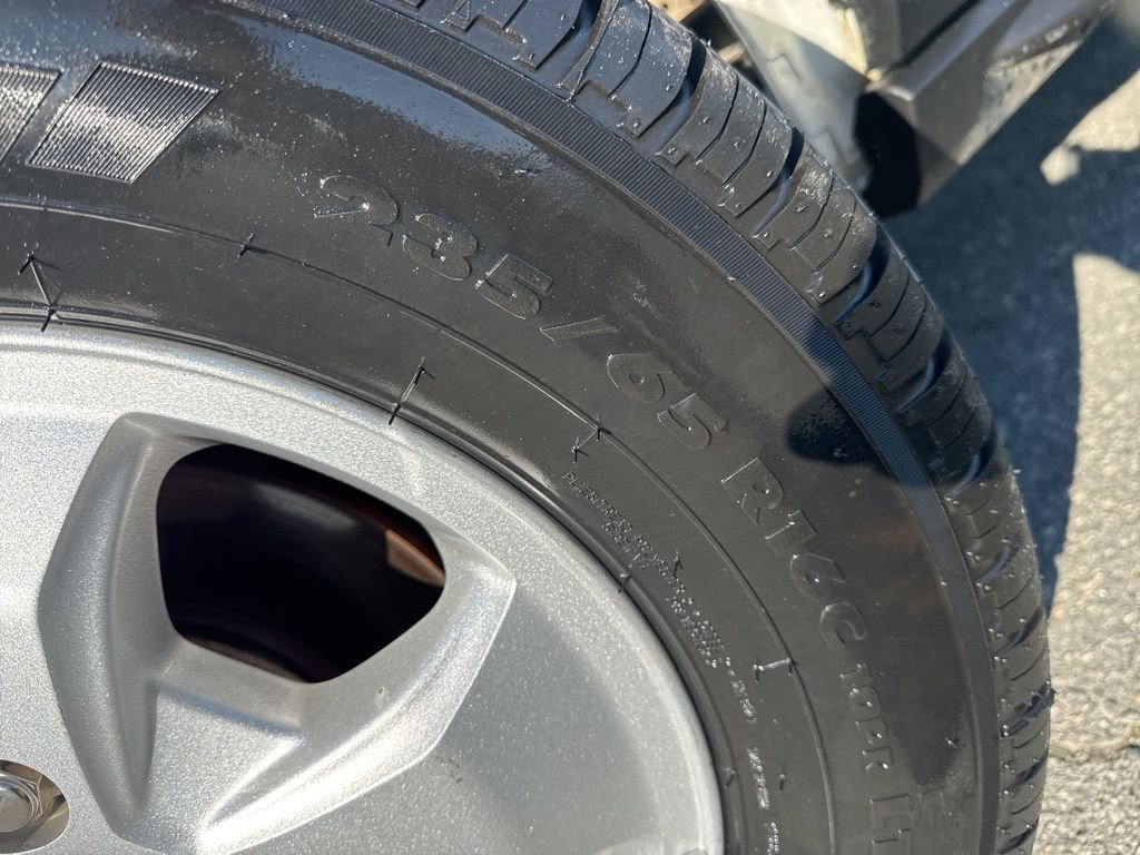 Used 2020 Ford Transit 350 XLT image 30