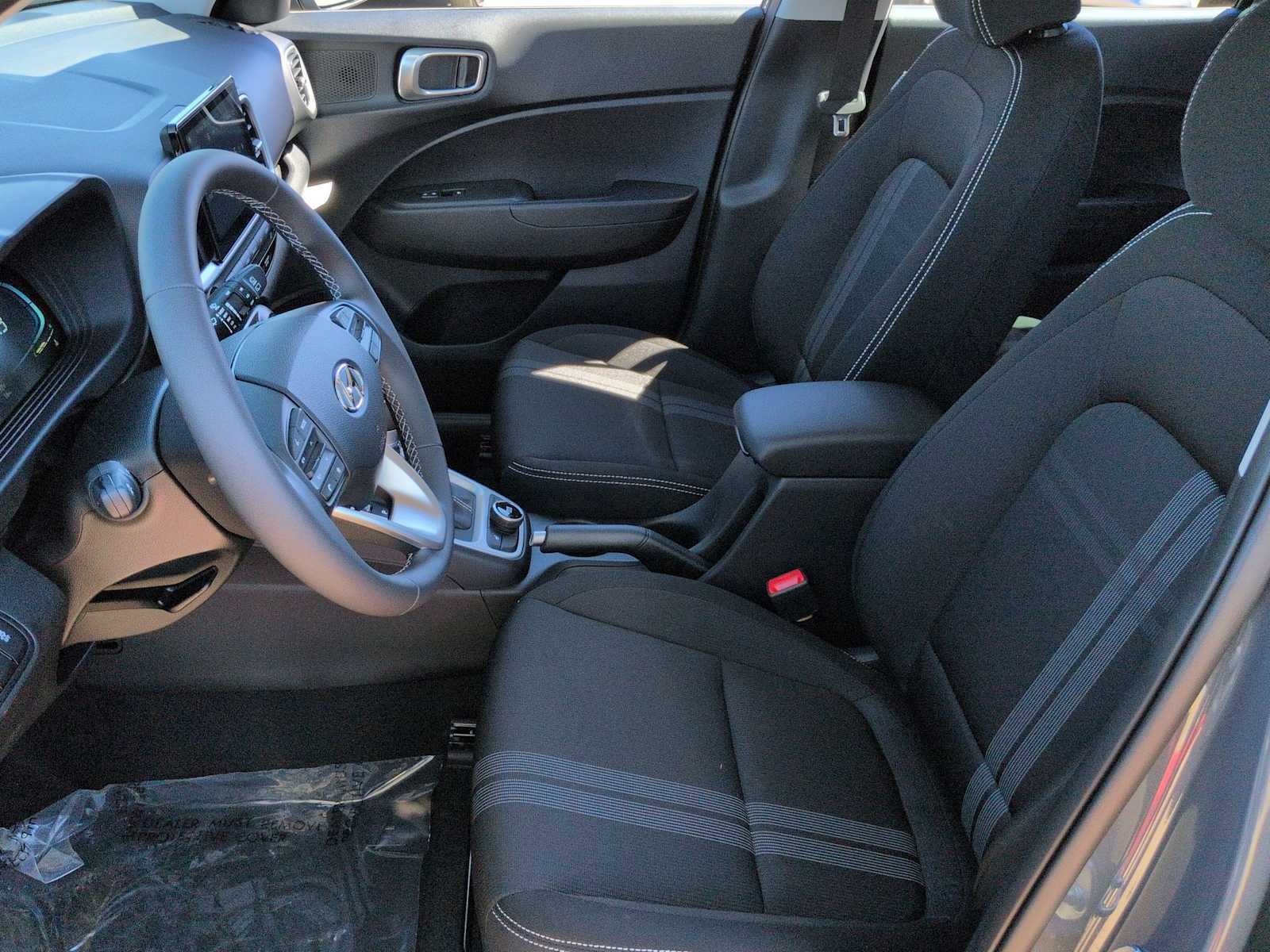 Certified 2026 Hyundai Venue SEL image 16