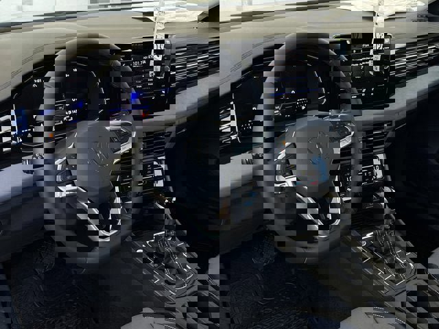 New 2025 Volkswagen Jetta SE image 15