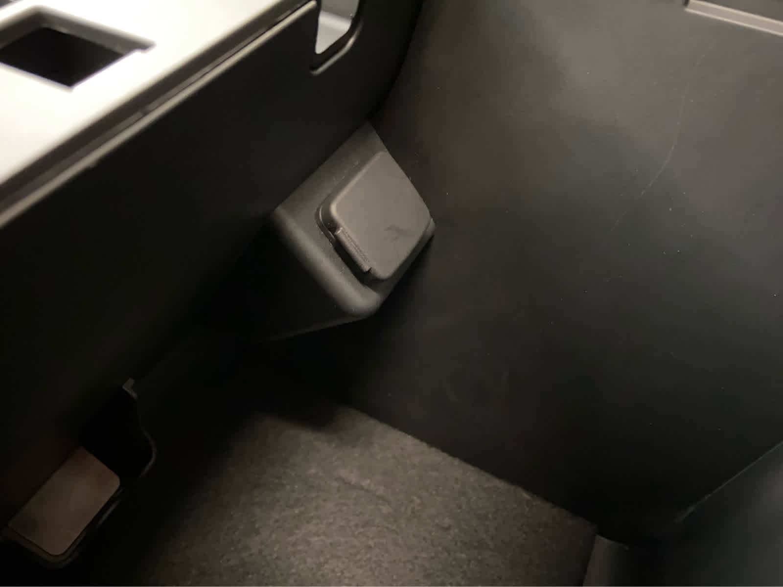 Used 2022 Ford Explorer Limited w/ Equipment Group 301A image 44