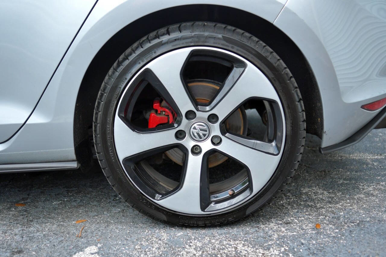 Used 2017 Volkswagen GTI S FWD image 11
